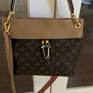 Louis Vuitton Tan and Brown Monogram Crossbody